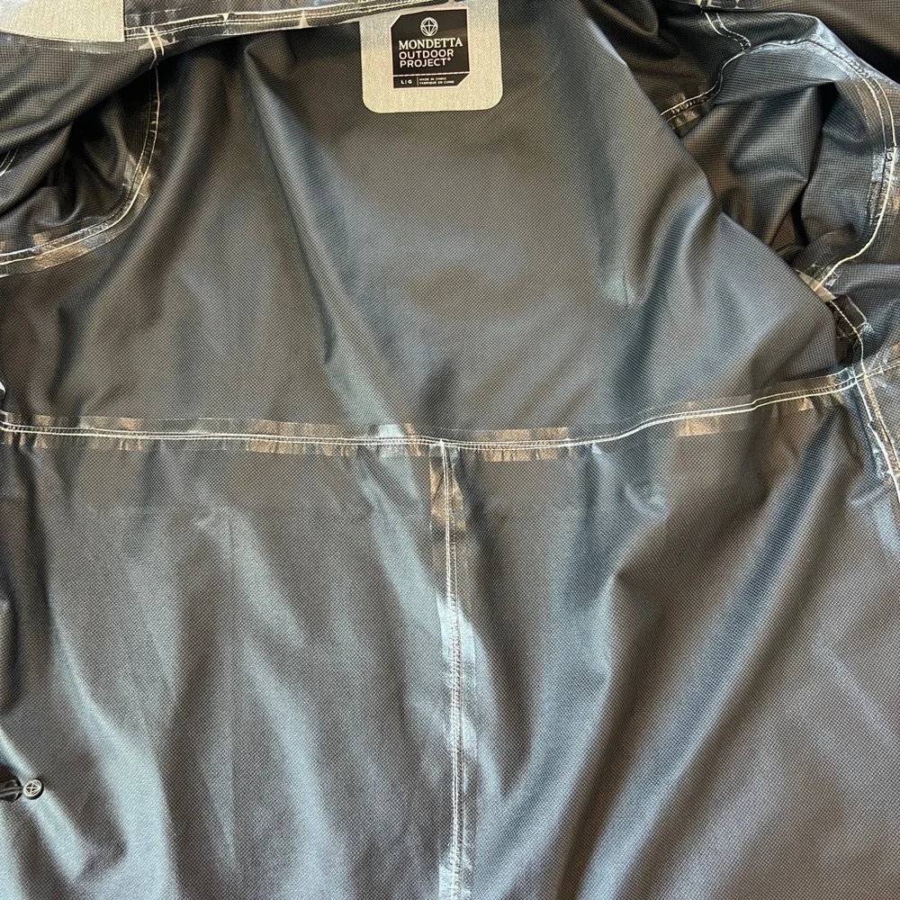 Mondetta brand tailored gray hooded women's zippered raincoat - size Large - Picture 16 of 16